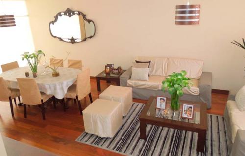 HERMOSA CASA EN LOS PINOS EN QTA. PRIVADA