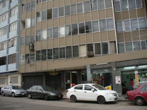 JESUS MARIA,  9.AV.  ARENALES  -  VENDO  DEPARTAMENTO.