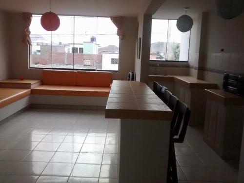 DPTO DE PLAYA SEMI-AMOBLADO EN EL SUR DE SAN BARTOLO