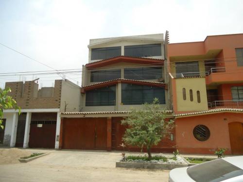 VENTA DE CASA EN SAN JUAN DE LURIGANCHO