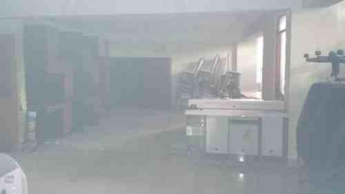 SE VENDE TODO EL 2DO PISO DE EDIFICIO FRENTE AL CONDOR