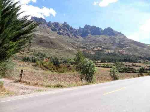 TERRENO EN SAN SALVADOR DE 2,000M2