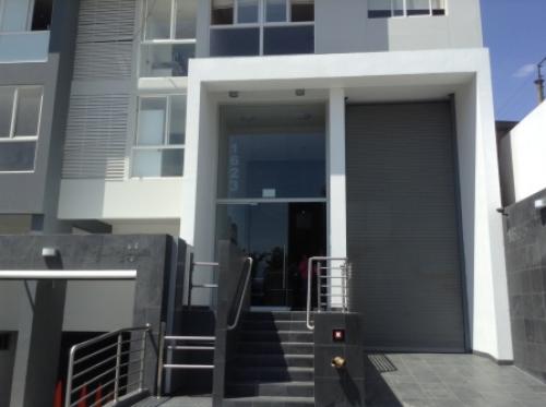 Alquiler Dpto. Estreno en Av. Tomas Marsano - Surquillo