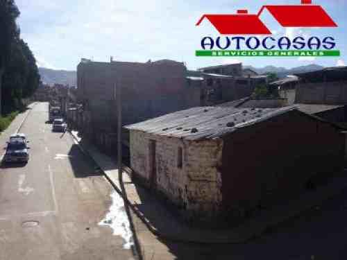 TERRENO EN LA AV. COSTANERA DE 780M2