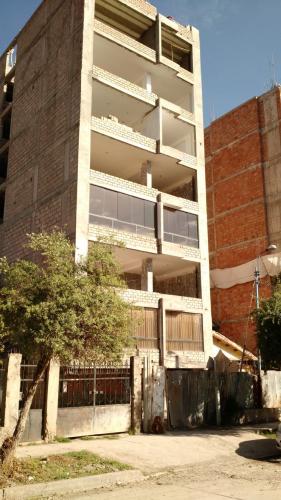 DEPARTAMENTO EN AV 28 DE JULIO