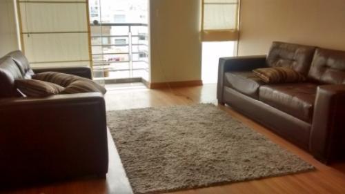 VENTA DE DEPARTAMENTO DUPLEX / PENTHOUSE EN CALLE PORTA MIRAFLORES