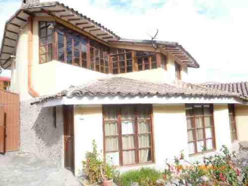 CASA DE CAMPO EN YANAHUARA URUBAMBA