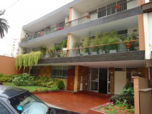 Venta de departamento en Miraflores, Calle Teruel