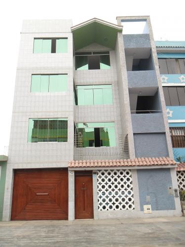 VENTA DE CASA EN SAN MARTIN DE PORRES PRECIO A TRATAR