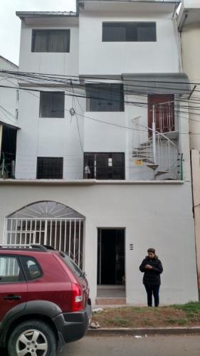 ALQUILER DE CASA URB MANUEL PRADO