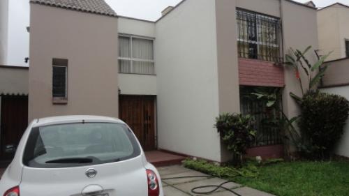 Venta de Casa en Urb. Los Rosales - Surco