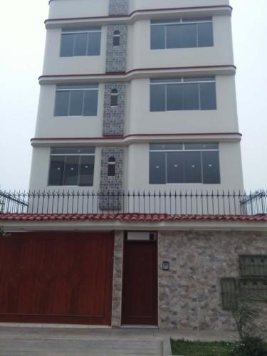 DEPARTAMENTO DE ESTRENO - SOL DE HUAMPANI 3RA ETAPA