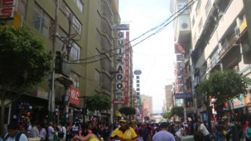 Venta de Local Comercial en Jr. Gamarra - La Victoria