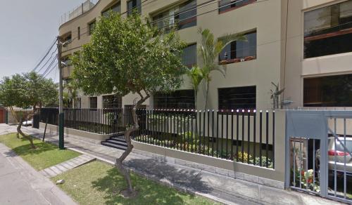 Venta de Departamento Frente a Parque en Surco