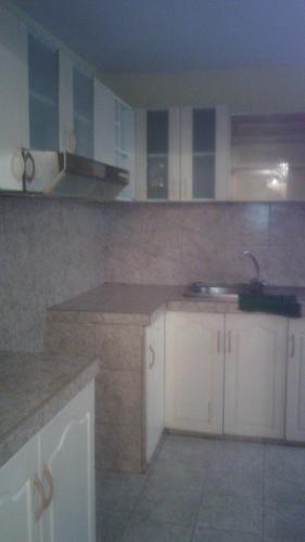 LINCE,   GRAL. CORDOVA 1575   -  VENDO DEPARTAMENTO 1ER.PISO