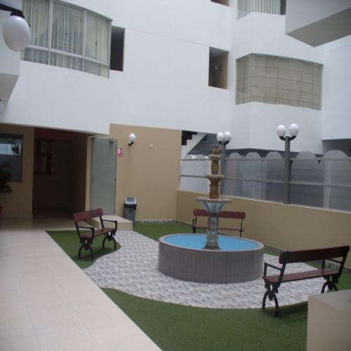 MAGDALENA, URB.  PERSHING  – VENDO DEPARTAMENTO CON COCHERA.