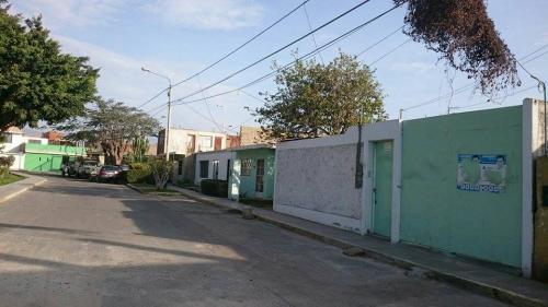 ALQUILO CASA EN CASMA PARA OFICINA, DEPOSITO O COCHERAS 