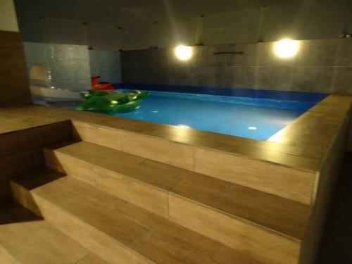 San Isidro Duplex PH Impecable. Piscina, Parrila, Vista Exterior