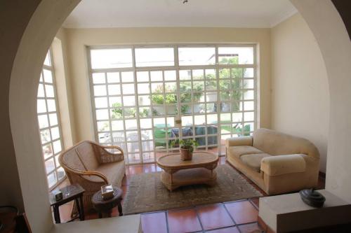 Casa en Los Naranjos Como Predio o Como Terreno San Isidro