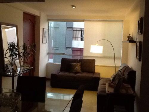 VENDO DEPARTAMENTO DE 60M2 A $108,000 URB. LA CALERA 