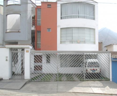 Vendo amplio departamento en La Molina - Urb. Portada del Sol segunda etapa