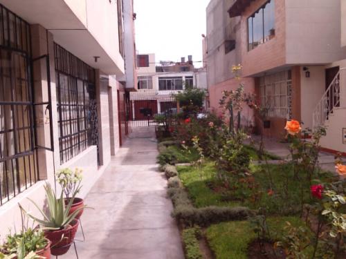 VENDO CASA EN URB. ELIO CERCA A UNIVERSIDAD CATOLICA, SAN MARCOS