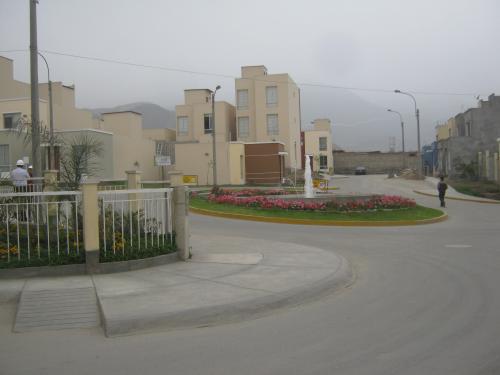 Casa en Villaclub II  - Carabayllo 