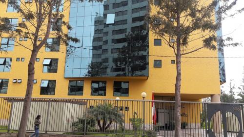 VENDO DEPARTAMENTO 189M2 EN CALLE LOS SAUCES – SAN ISIDRO