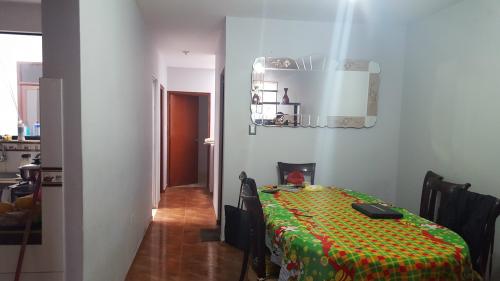 SE VENDE CASA DE DOS PISOS - SANTO DOMINGO - CARABAYLLO.