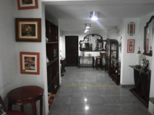 LOCAL COMERCIAL EN ALQUILER 300m2 EN AV. TOMAS MARSANO - SURCO