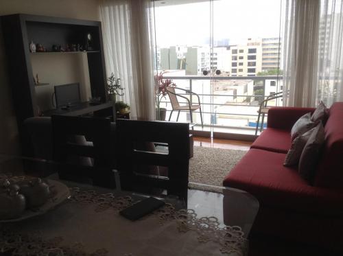 Alquiler de Departamento Amoblado y Equipado en Miraflores