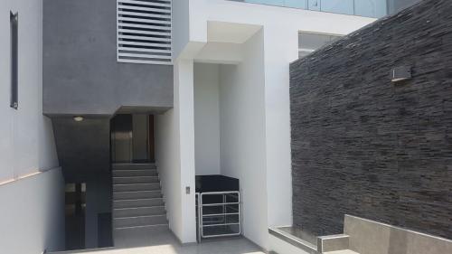 PROMOCIÒN VENTA DE DEPARTAMENTO DUPLEX DE 175m2 EN SANTIAGO DE SURCO.