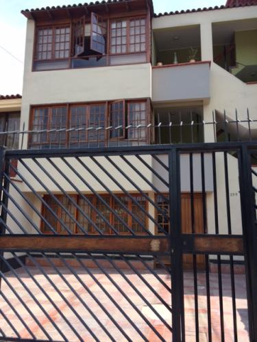 Alquiler de Departamento Frente a Parque en Surco