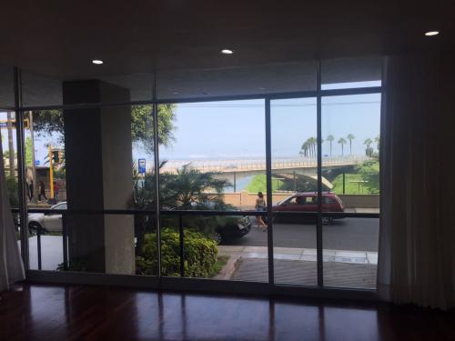 DEPARTAMENTO en VENTA en MIRAFLORES