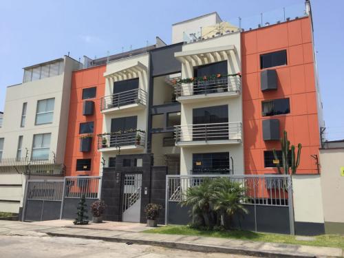 alquilo departamento en san borja x pentagonito