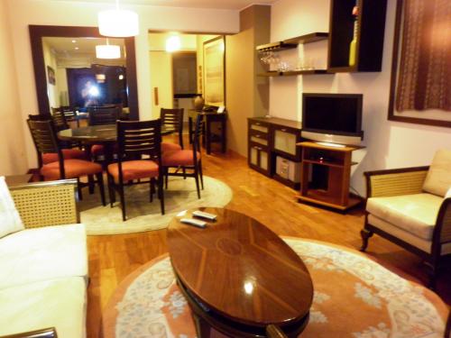 DEPARTAMENTO en ALQUILER en MIRAFLORES