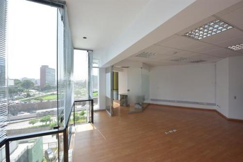 Oficina en calle Bolivar centro empresarial Miraflores