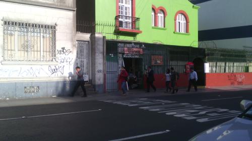 LIMA, JR. WASHINGTON – VENDO CASONA  714 M2.