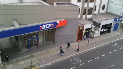 JESUS MARIA, AV ARENALES - VENDO  OFICINA,  60 M2.