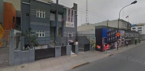 LINCE, AV. AREQUIPA CDRA. 17 – VENDO CASONA COMO TERRENO