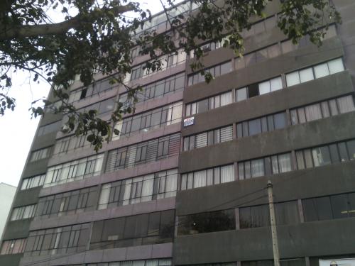 JESUS MARIA. 7AV. ARENALES –  ALQUILO  OFICINA.