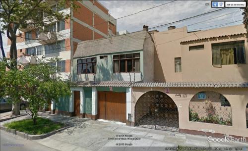 SAN BORJA,  AV. GUARDIA CIVIL CDRA.2  - VENDO CHALET.