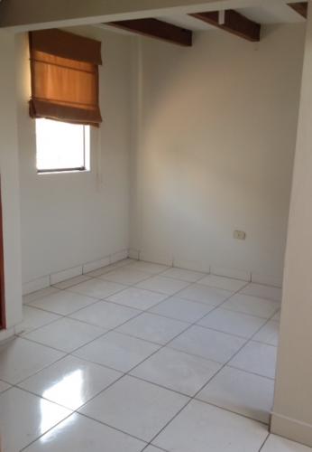 Alquilo OFICINA en San Borja 