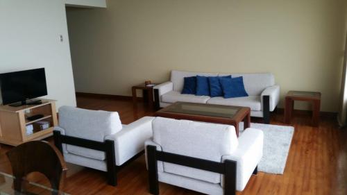  ¡¡¡ Miraflores Frente Al Mar - Cerca a Larcomar !!!