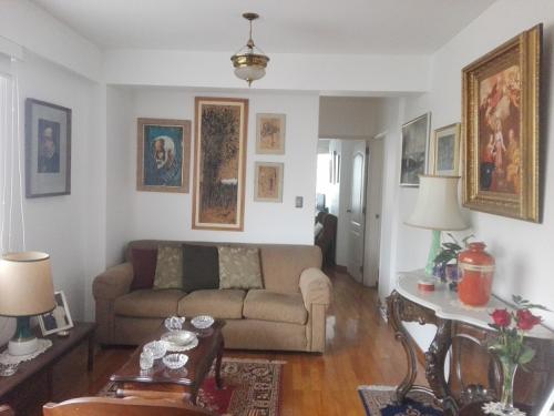 VENDO DEPARTAMENTO 79M2 EN “URB LAS GARDENIAS” – SURCO