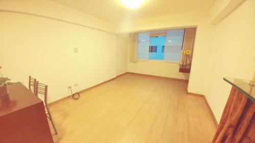 ALQUILO DEPARTAMENTO EN MIRAFLORES