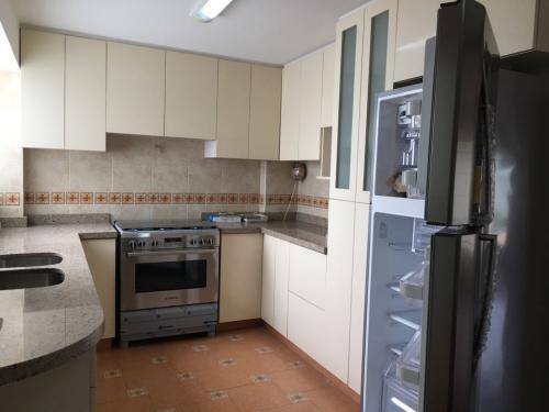 VENDO DEPARTAMENTO DE 140M2 EN CHACARILLA – SAN BORJA 