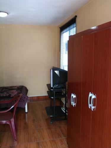 Alquilo Habitación Amoblada en La Molina