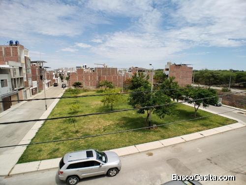 CASA DE ESTRENO EN MIRAFLORES COUNTRY CLUB