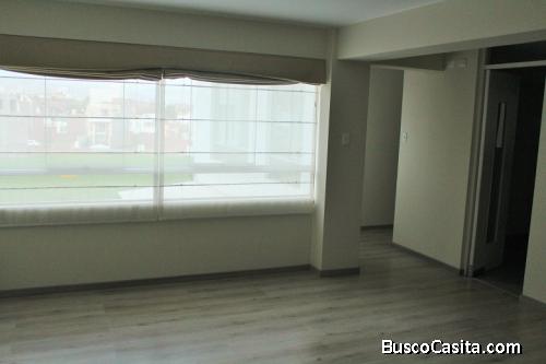 VENDO DEPARTAMENTO EN QTA. PRIVADA DE CERRO COLORADO